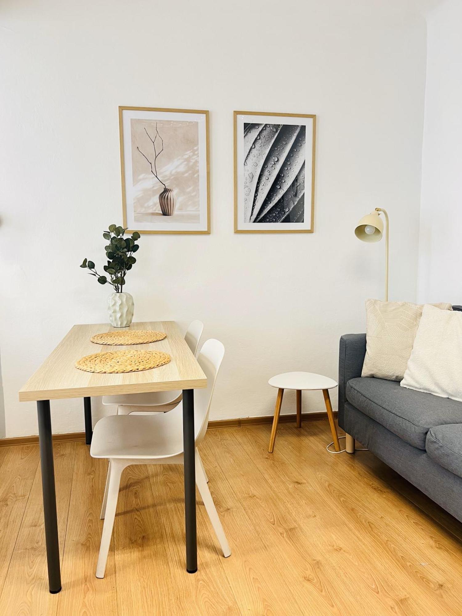 7 Nights Apartments Dominikanske N. برنو المظهر الخارجي الصورة