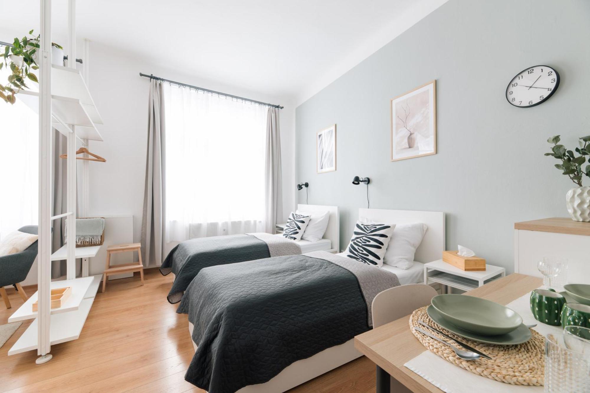 7 Nights Apartments Dominikanske N. برنو المظهر الخارجي الصورة