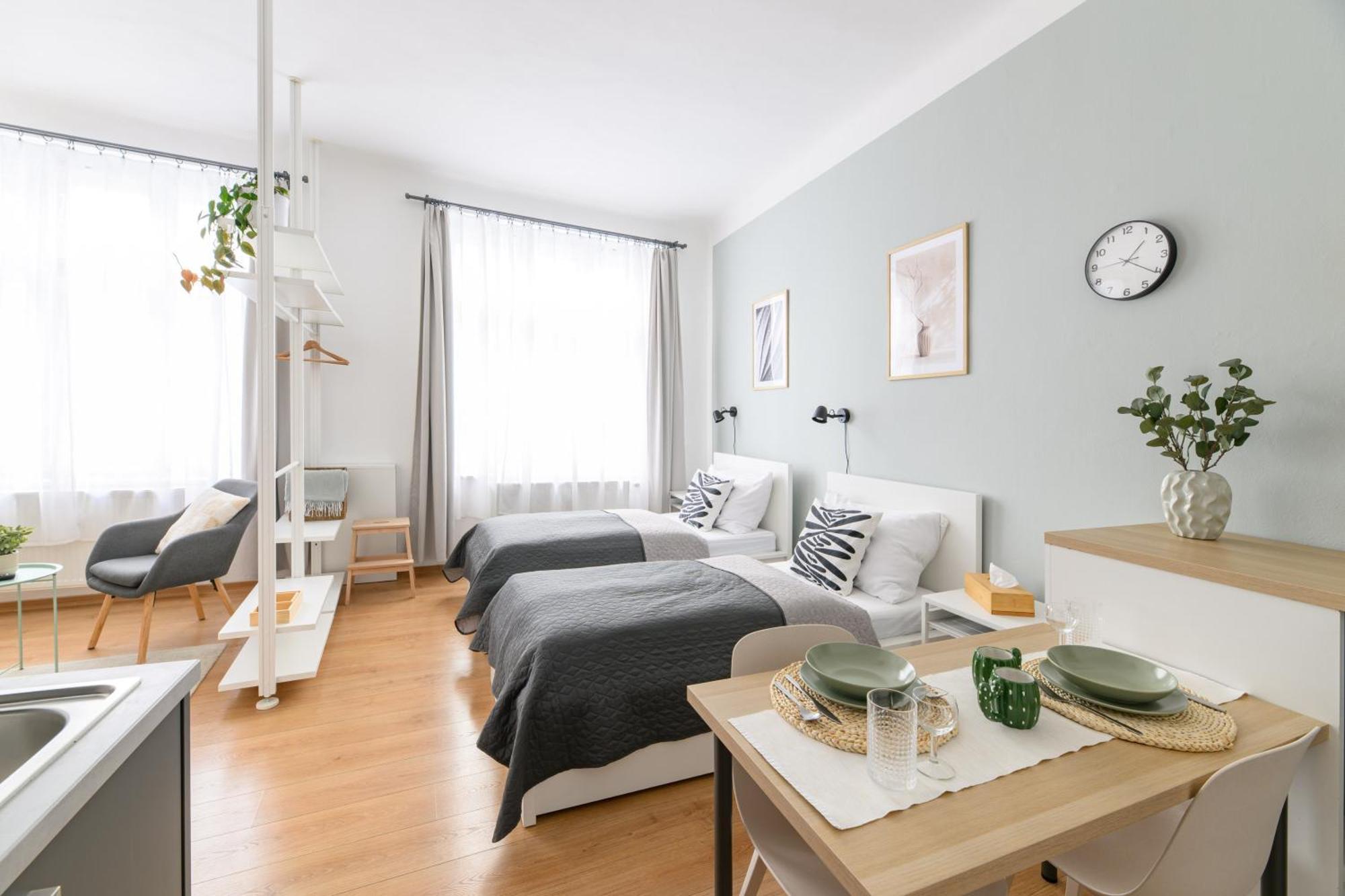 7 Nights Apartments Dominikanske N. برنو المظهر الخارجي الصورة