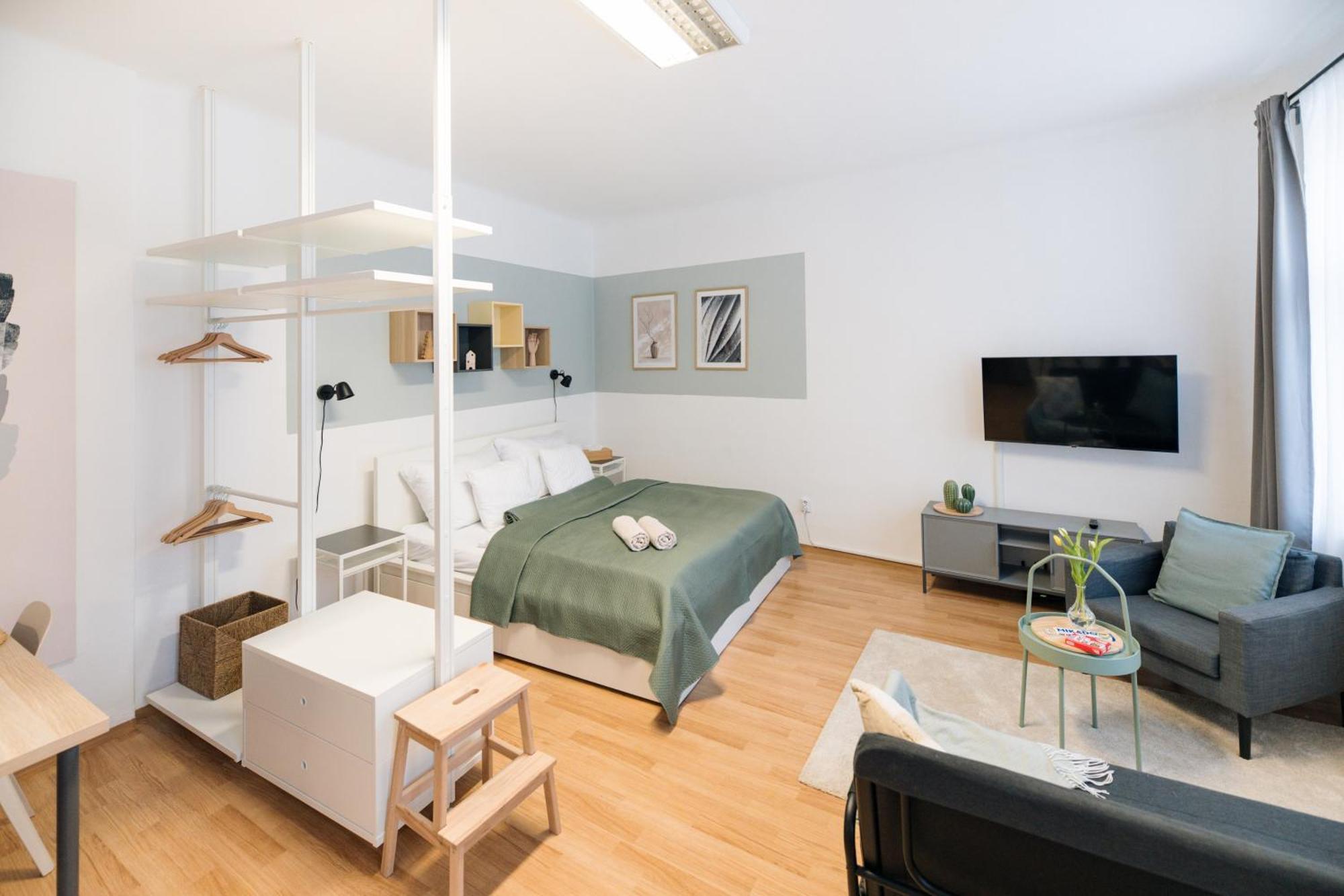 7 Nights Apartments Dominikanske N. برنو المظهر الخارجي الصورة